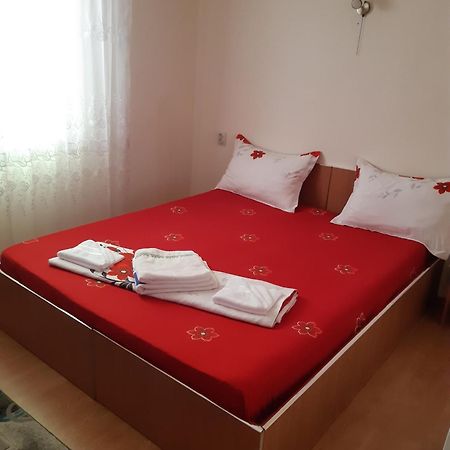 Casa Iza Apartment เบยเล เฮร์คูลาเน ภายนอก รูปภาพ